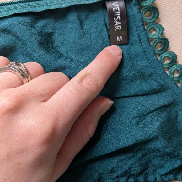 Midi Length Green Lace Dress Size Medium - Picture 8 of 10